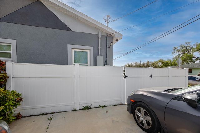 1835 16TH STREET S, St Petersburg, FL 33705