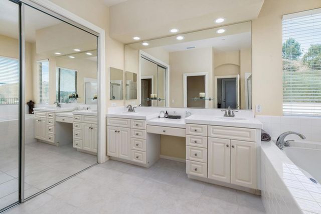 3610 Genista Place, Fallbrook, CA 92028