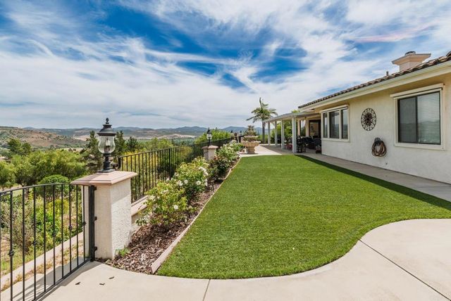 3610 Genista Place, Fallbrook, CA 92028