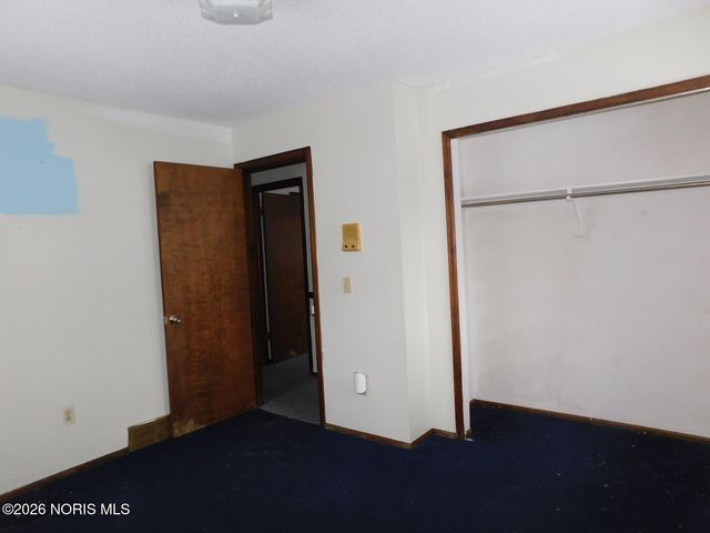 5637 Swan Creek Drive, Toledo, OH 43614