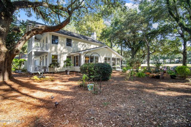203 Locust Fence Road, St. Helena Island, SC 29920