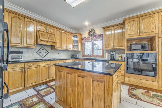 815 Battlefield Park Drive, Dalton, GA 30720