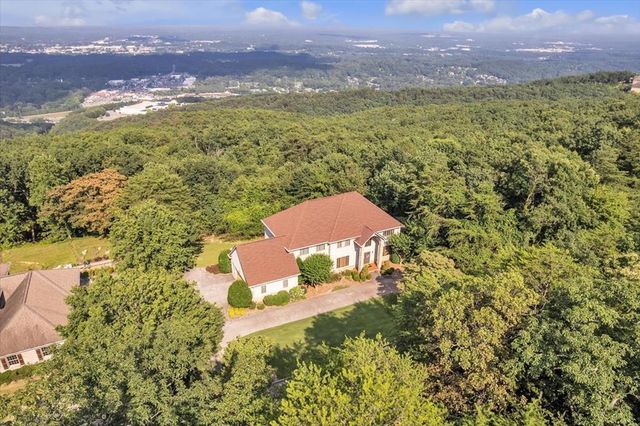 815 Battlefield Park Drive, Dalton, GA 30720