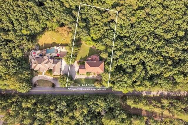 815 Battlefield Park Drive, Dalton, GA 30720