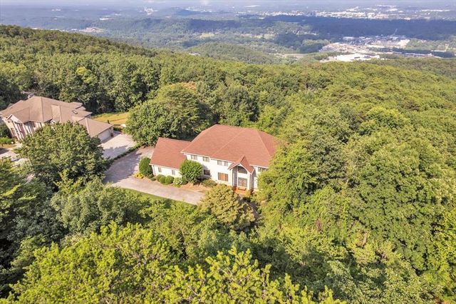 815 Battlefield Park Drive, Dalton, GA 30720