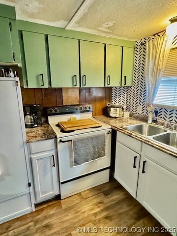 4268 Aqua, Kingston, OK 73439