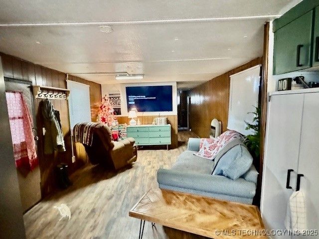 4268 Aqua, Kingston, OK 73439