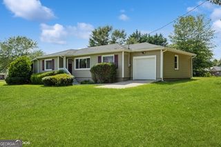 110 Oak Tree Lane, Hartwell, GA 30643