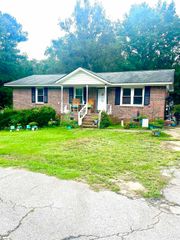 228 Verbatim Drive, Laurens, SC 29360