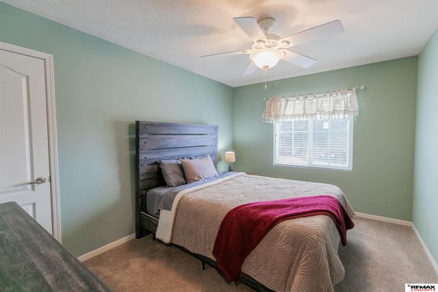 6434 N 149th Avenue, Omaha, NE 68116