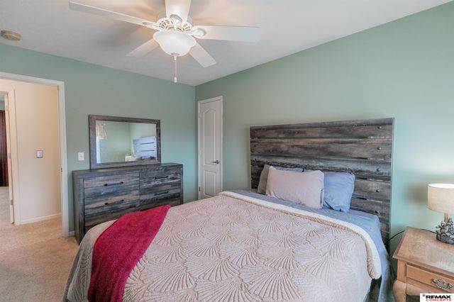 6434 N 149th Avenue, Omaha, NE 68116