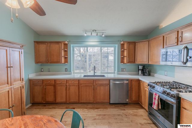 6434 N 149th Avenue, Omaha, NE 68116