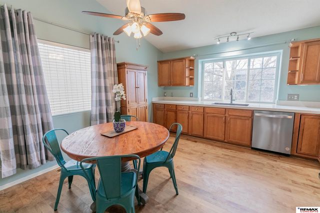 6434 N 149th Avenue, Omaha, NE 68116