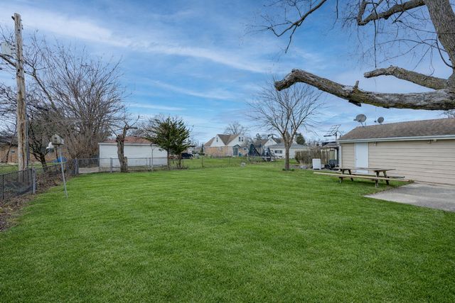 327 Morse Drive, Northlake, IL 60164