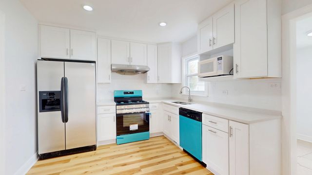 327 Morse Drive, Northlake, IL 60164