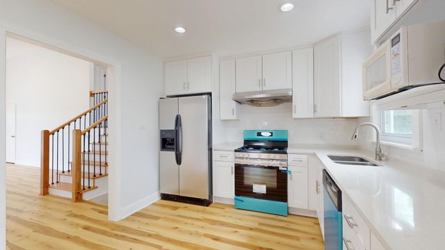 327 Morse Drive, Northlake, IL 60164