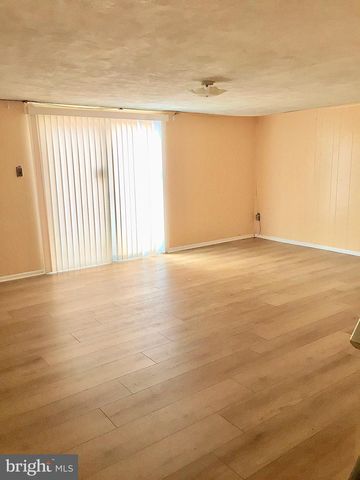 1643 POWELL RD, Brookhaven, PA 19015