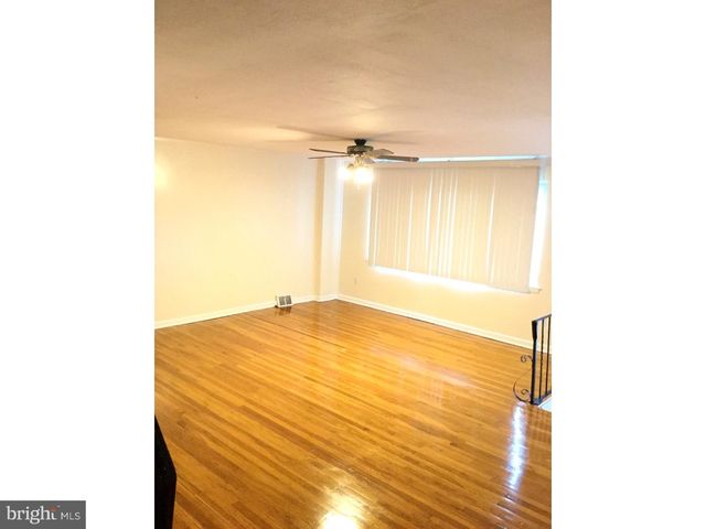 1643 POWELL RD, Brookhaven, PA 19015