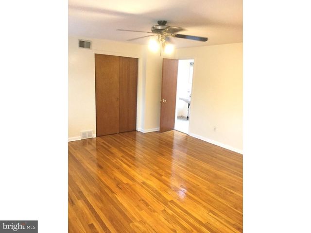 1643 POWELL RD, Brookhaven, PA 19015