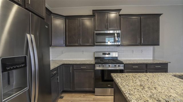 21793 E 8th Avenue, Aurora, CO 80018