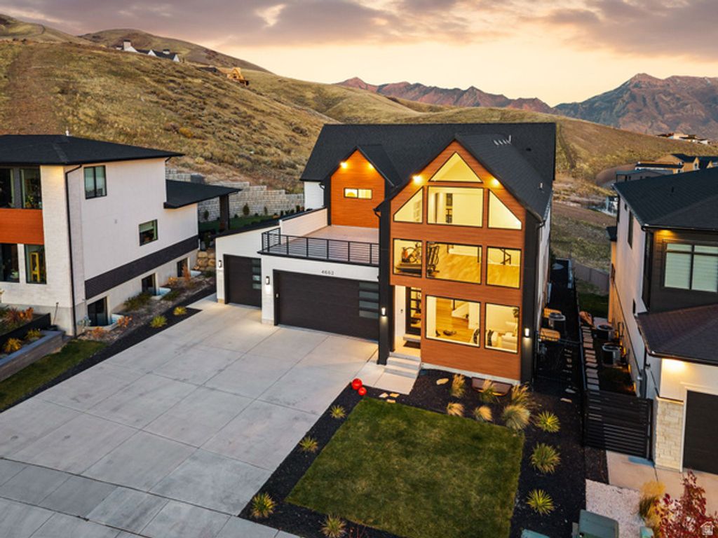 4662 AUTUMN VIEW DR, Lehi, UT 84048