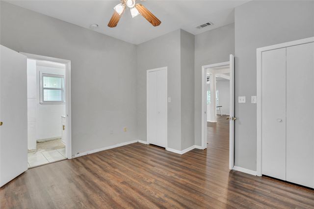 416 W Willingham Street, Cleburne, TX 76033
