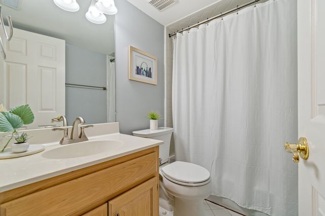 5317 Mast Pt, Hermitage, TN 37076