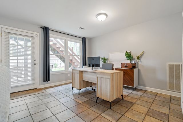 5317 Mast Pt, Hermitage, TN 37076