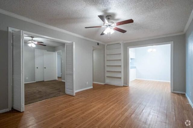 6505 Westheimer Road 359, Houston, TX 77057