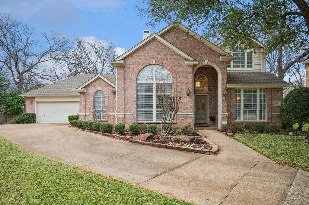 405 Royal Colonnade, Arlington, TX 76011 — exterior