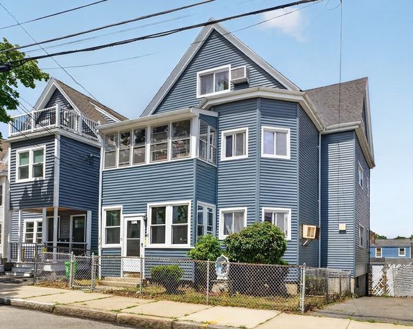 49 Newbern Ave Apt 3, Somerville, MA 02145
