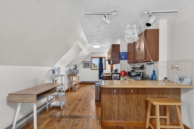 49 Newbern Ave Apt 3, Somerville, MA 02145