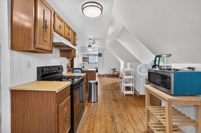 49 Newbern Ave Apt 3, Somerville, MA 02145