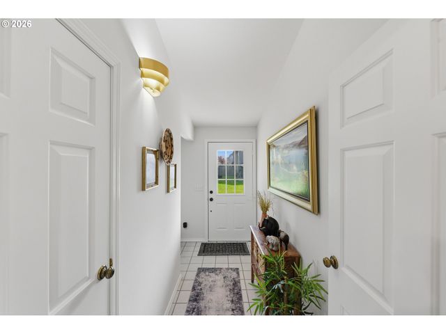 1345 SANFORD St, Coos Bay, OR 97420