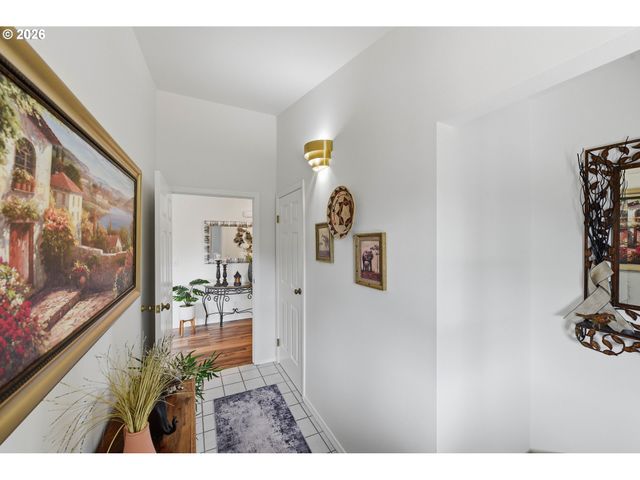 1345 SANFORD St, Coos Bay, OR 97420