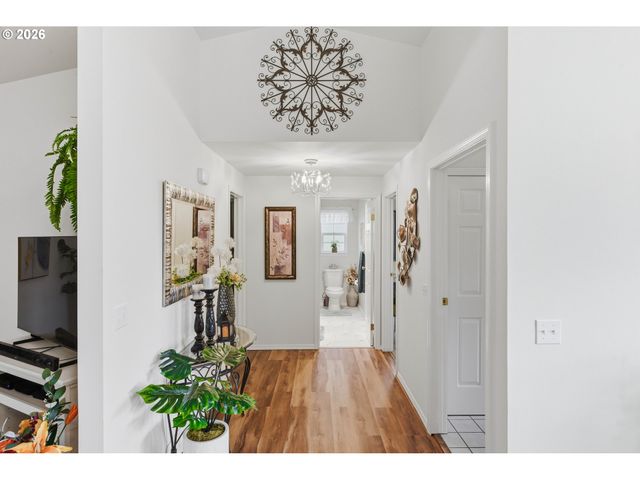 1345 SANFORD St, Coos Bay, OR 97420