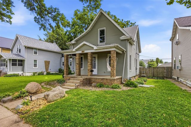 711 7th Street SW, Cedar Rapids, IA 52404