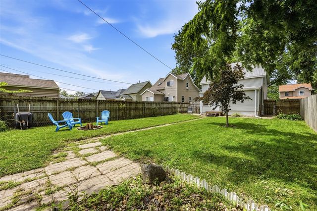 711 7th Street SW, Cedar Rapids, IA 52404