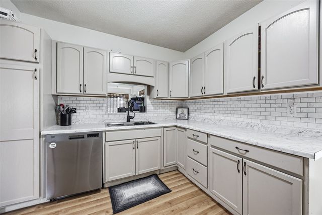 711 7th Street SW, Cedar Rapids, IA 52404
