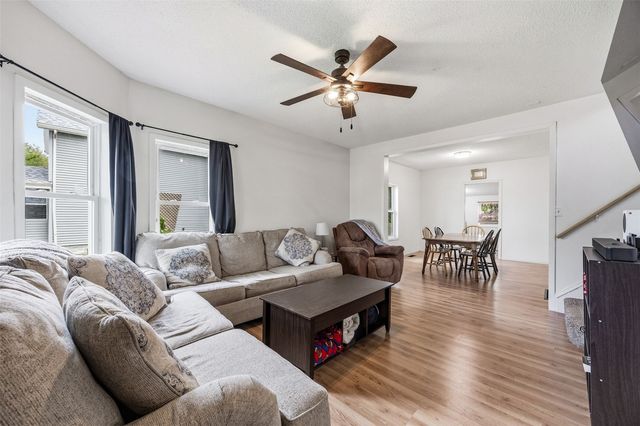 711 7th Street SW, Cedar Rapids, IA 52404