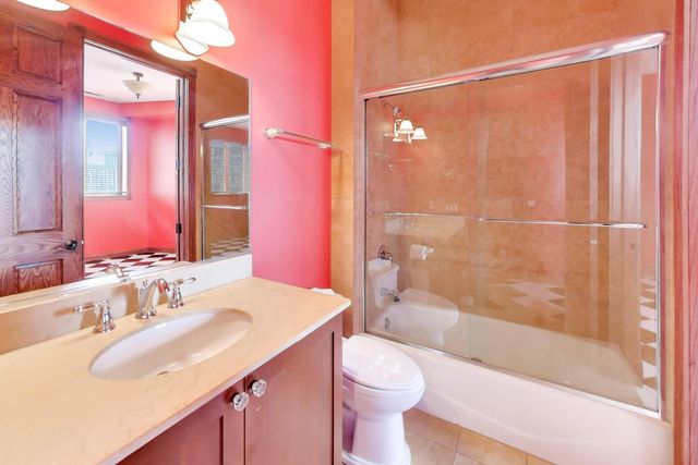 3914 W 51st Street, Chicago, IL 60632