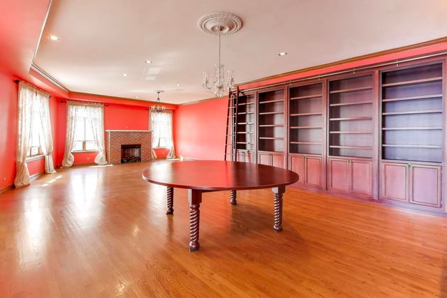 3914 W 51st Street, Chicago, IL 60632