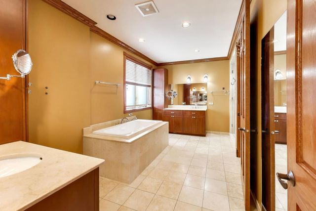 3914 W 51st Street, Chicago, IL 60632