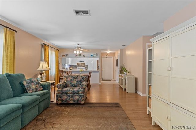 75 Chinaberry Circle, Homosassa, FL 34446