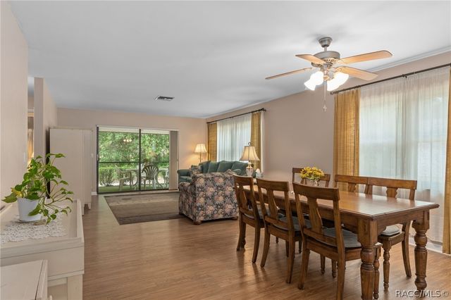 75 Chinaberry Circle, Homosassa, FL 34446