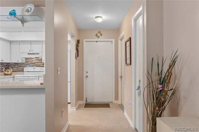 75 Chinaberry Circle, Homosassa, FL 34446