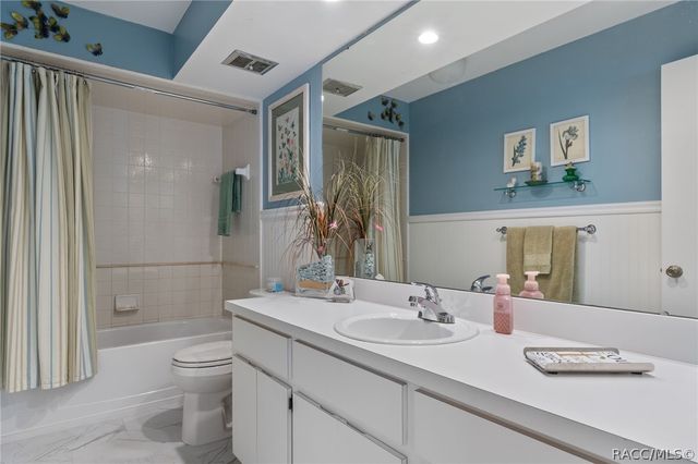 75 Chinaberry Circle, Homosassa, FL 34446