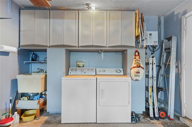 75 Chinaberry Circle, Homosassa, FL 34446