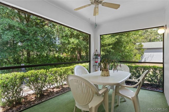 75 Chinaberry Circle, Homosassa, FL 34446