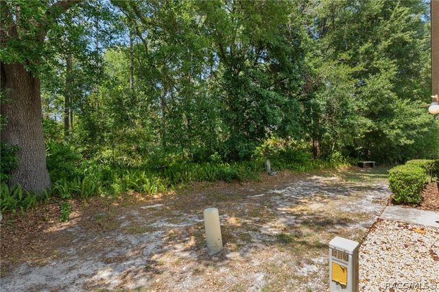 75 Chinaberry Circle, Homosassa, FL 34446